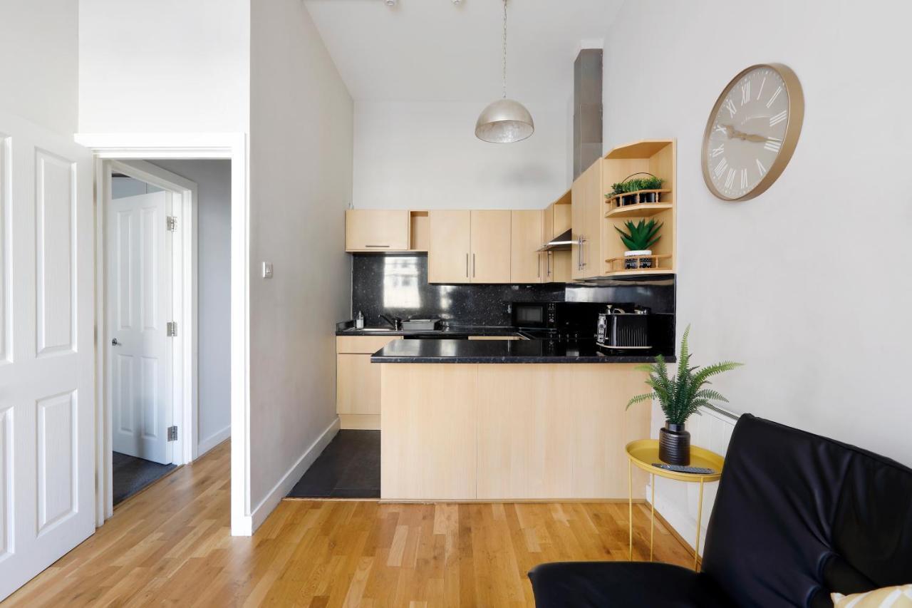 Great 2 Bedroom Apt By The Beach And Town Μπράιτον Εξωτερικό φωτογραφία