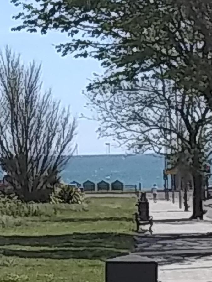 Great 2 Bedroom Apt By The Beach And Town Μπράιτον Εξωτερικό φωτογραφία